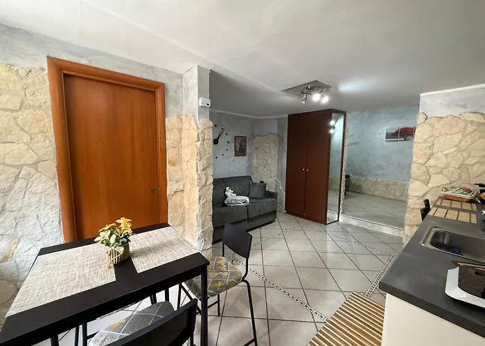 Scotti House